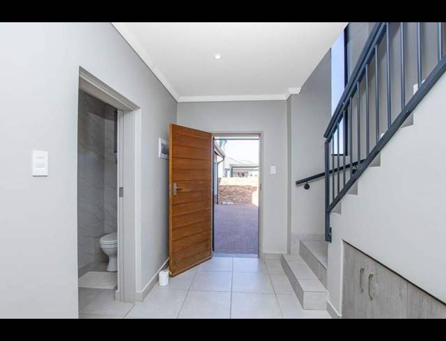 3 BEDROOM HOUSE FOR SALE IN FOURWAYS